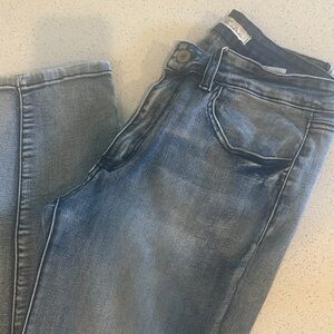 KanCan Light wash Skinny Jeans size 29